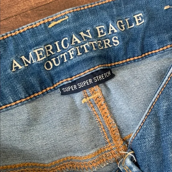 American Eagle artist crop - Picture 2 of 7